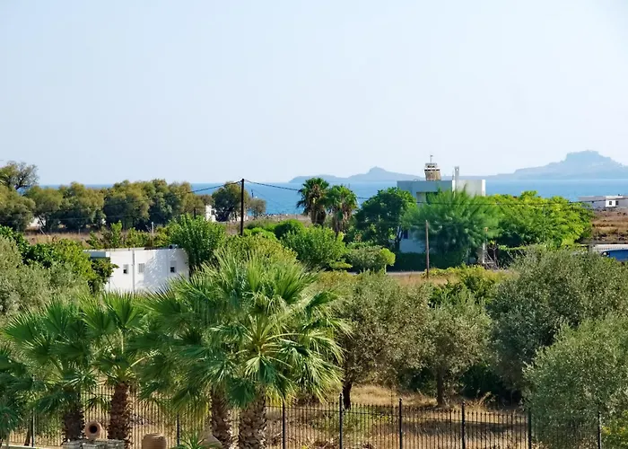 Paul's Garden Haraki