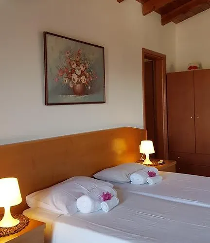 Paul's Garden Haraki