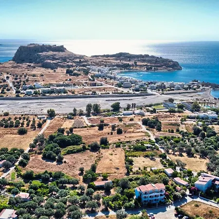 Apartament Paul's Garden Charaki