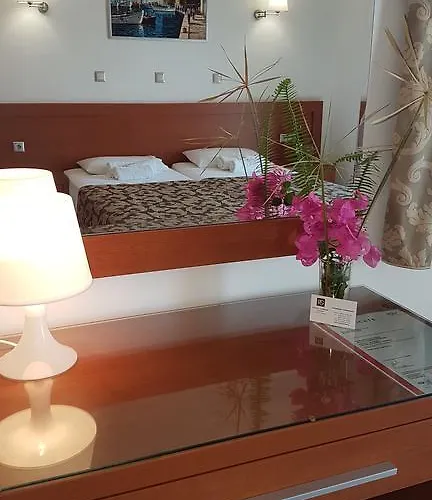 Paul's Garden * Haraki