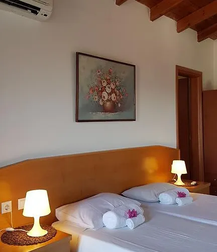 Paul's Garden Haraki