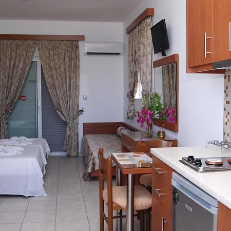 Paul's Garden Daire *