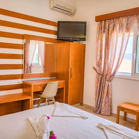 Paul's Garden Haraki